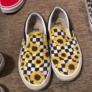 Customized sunflower checkered vans